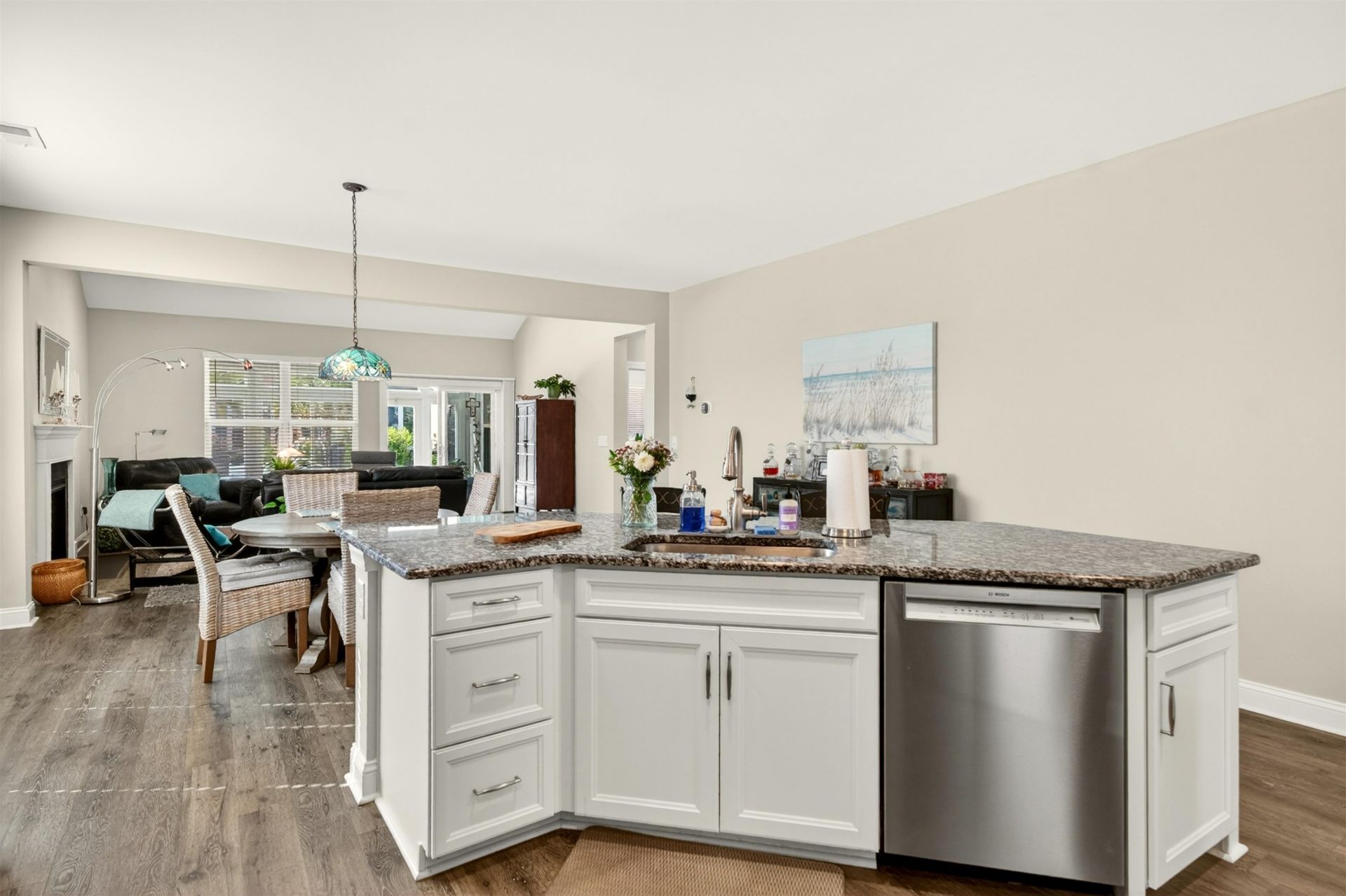 887 Culbertson Ave. Photo 13