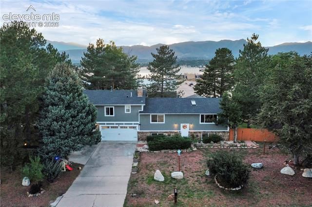 6832 Prince Drive, Colorado Springs, CO 80918 Main Photo