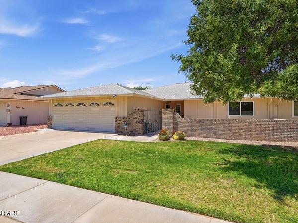 10548 W CAMPANA Drive, Sun City, AZ 85351
