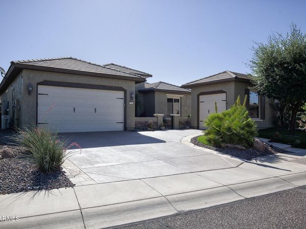 27124 W BURNETT Road, Buckeye, AZ 85396