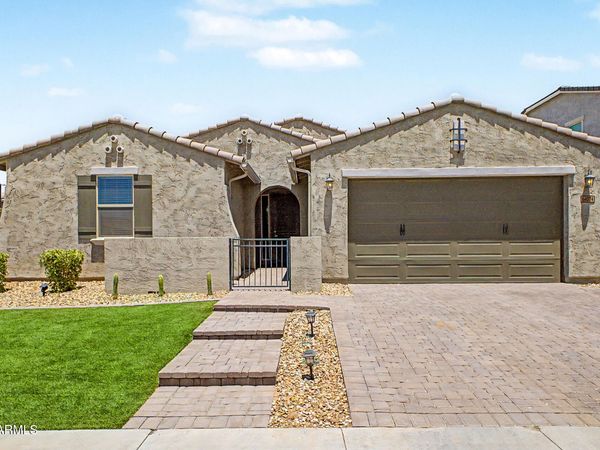 14074 W Holly Street, Goodyear, AZ 85395