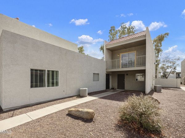 2837 E MARCONI Avenue, Phoenix, AZ 85032