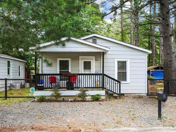 919 West Street , Smithfield, NC 27577