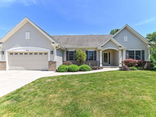 6305 Cedarhedge DRIVE, Mount Pleasant, WI 53406