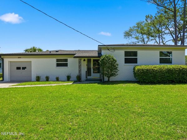 3841 ROGERO Road, Jacksonville, FL 32277