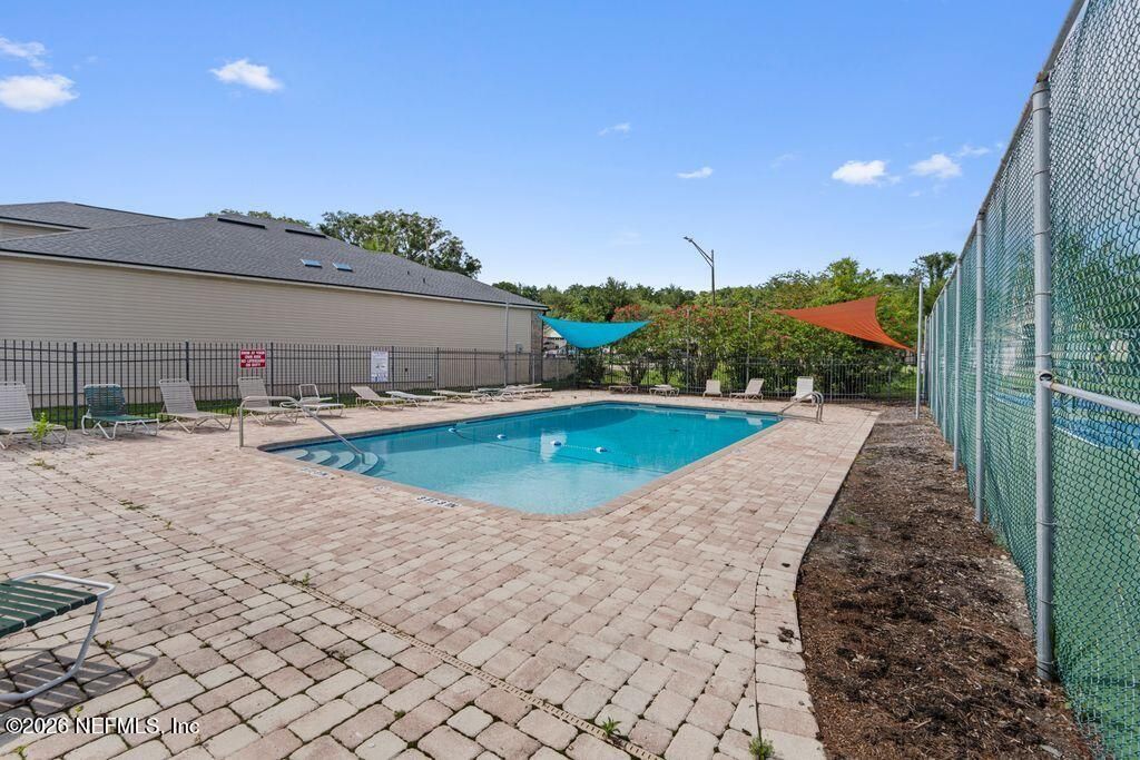 3915 Meadowview Drive N, Jacksonville, FL 32225 Photo
