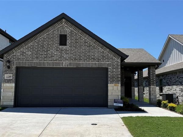 1209 Bridgewalk Drive, McKinney, TX 75071