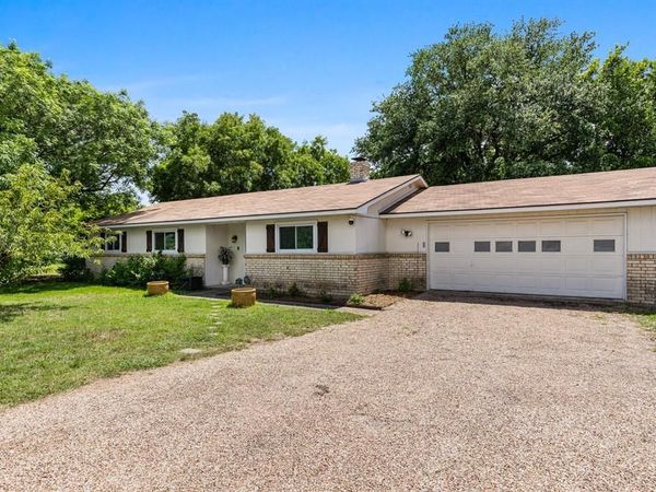 406 Cindy Lane, Lorena, TX 76655