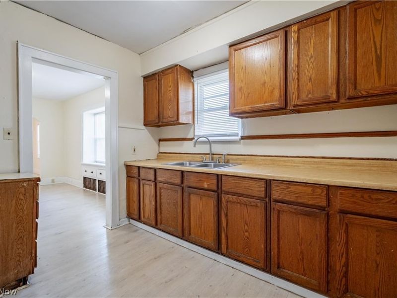 688 Kipling Street , Akron, OH 44306 Photo 17