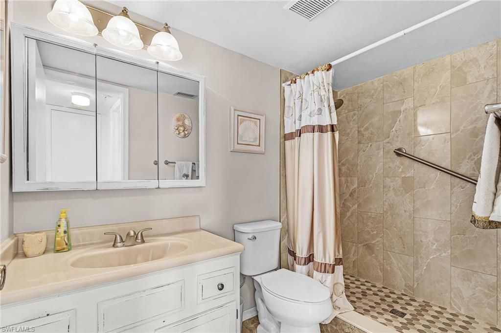 4591 Bay Beach Ln , Unit 393, Fort Myers Beach, FL 33931 Photo