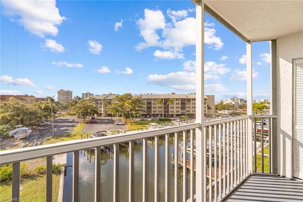 4591 Bay Beach Ln , Unit 393, Fort Myers Beach, FL 33931 Photo
