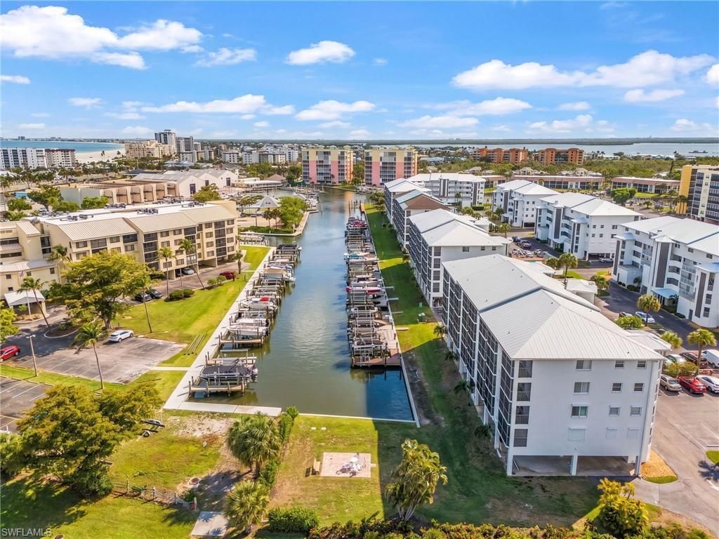 4591 Bay Beach Ln , Unit 393, Fort Myers Beach, FL 33931 Photo