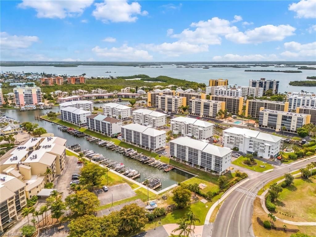 4591 Bay Beach Ln , Unit 393, Fort Myers Beach, FL 33931 Photo