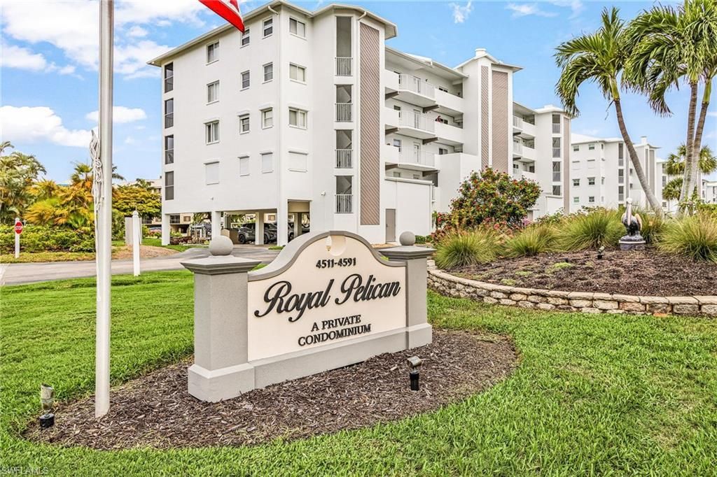 4591 Bay Beach Ln , Unit 393, Fort Myers Beach, FL 33931 Photo