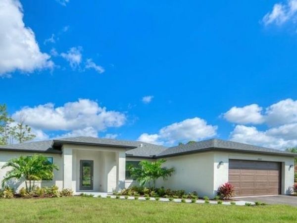 117 Desoto BLVD N, NAPLES, FL 34120