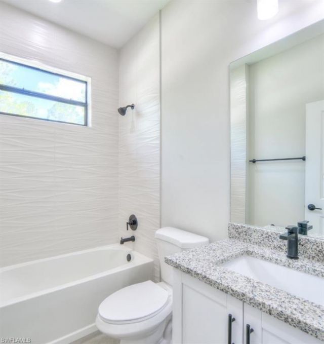117 Desoto Blvd N, Naples, FL 34120 Photo