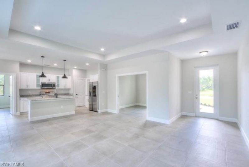 117 Desoto Blvd N, Naples, FL 34120 Photo
