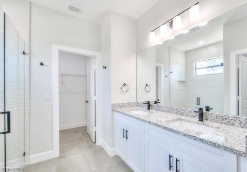 117 Desoto Blvd N, Naples, FL 34120 Photo