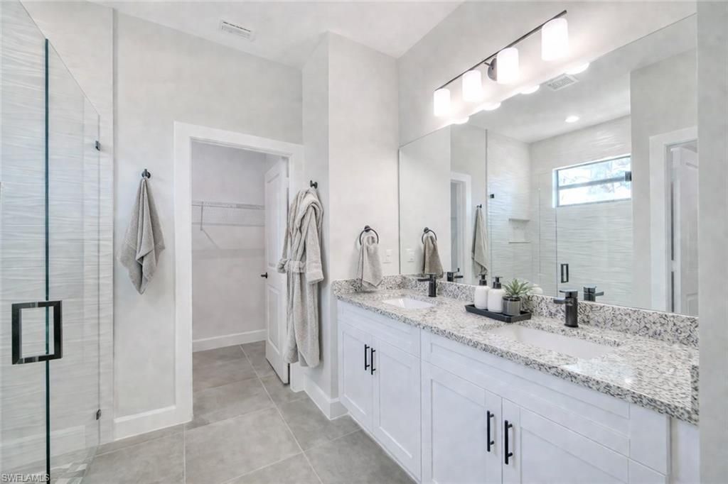117 Desoto Blvd N, Naples, FL 34120 Photo