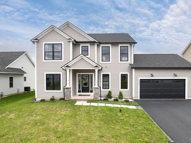 3408 Tall Tree Lane , Baldwinsville, NY 13027