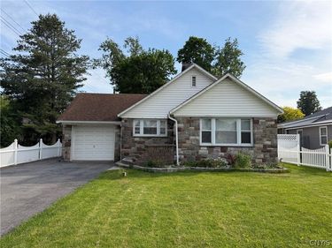 902 James Street , Utica, NY 13501