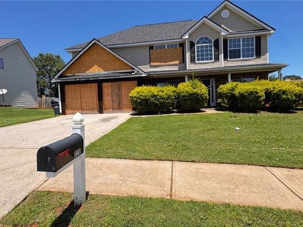220 Spring Lake Terrace , Covington, GA 30016