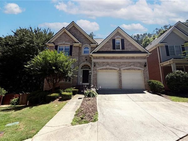 1231 Dunwoody Village Drive , Atlanta, GA 30338