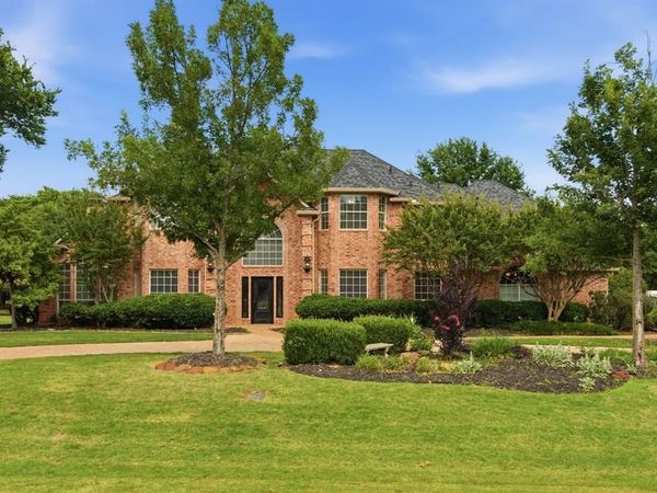 303 Highland Court, Double Oak, TX 75077