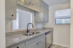 216 Parlor Drive photo 4