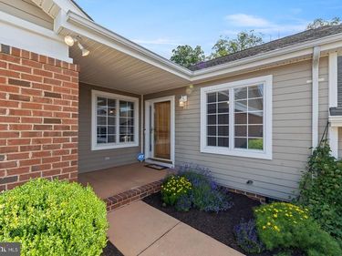 192 STONY POINTE WAY , STRASBURG, VA 22657