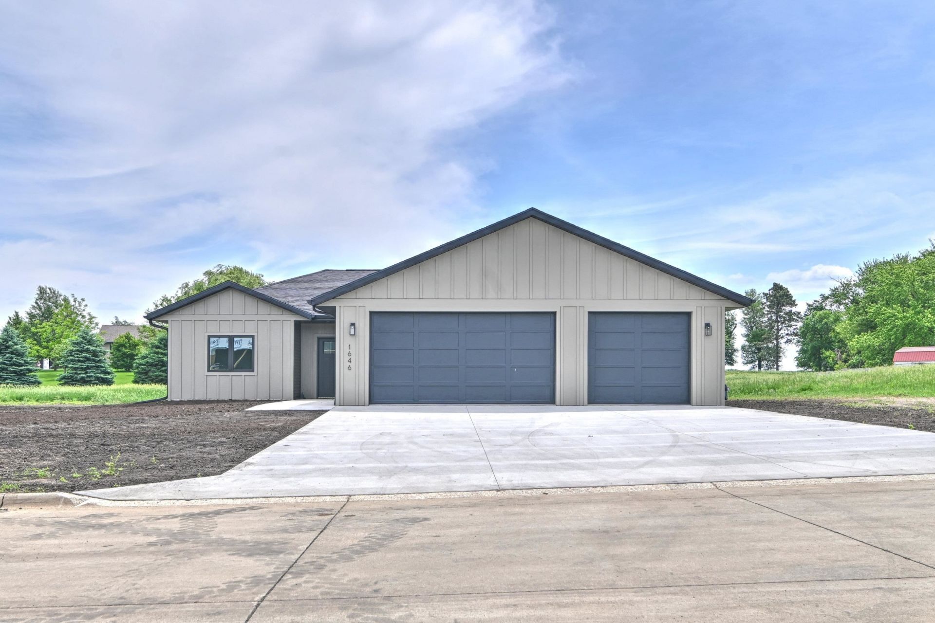 1646 365th Avenue, Estherville, IA 51334 Main Photo