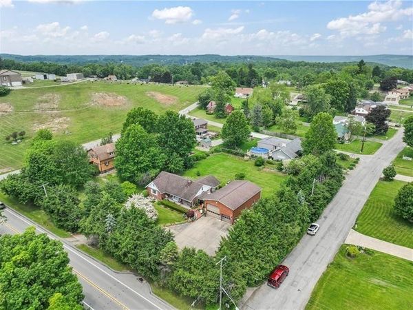 2102 Darlington Road , Beaver Falls, PA 15010