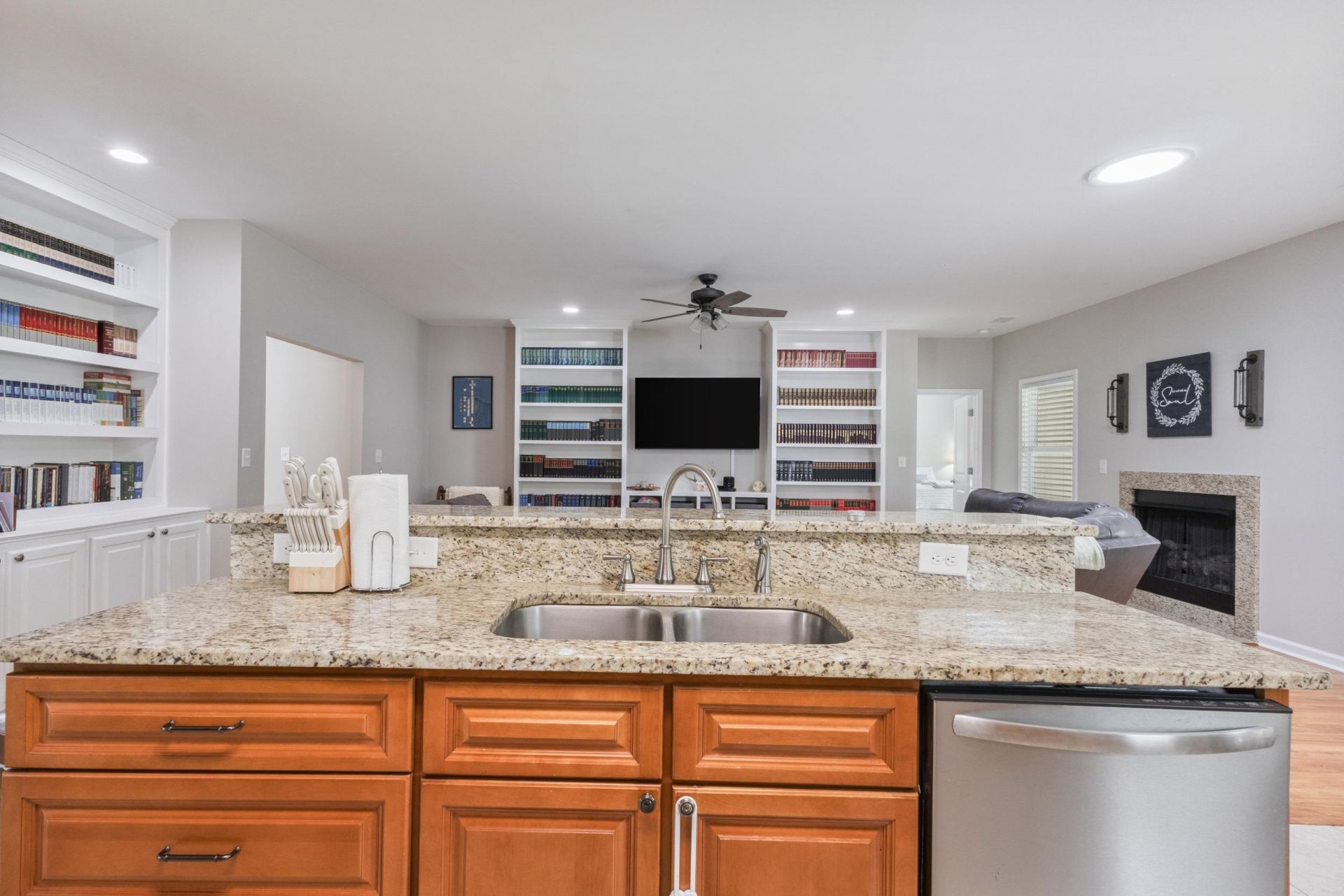 112 Pottery Landing Dr. Photo 29