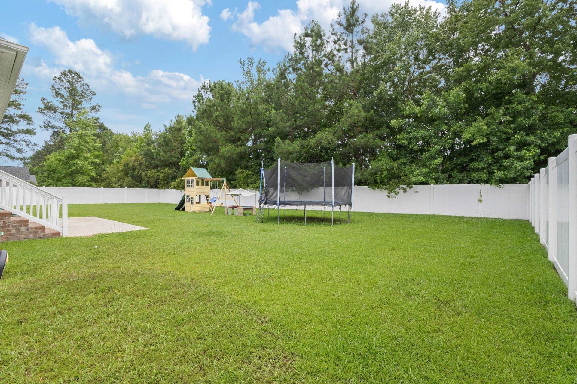 112 Pottery Landing Dr. Photo 40