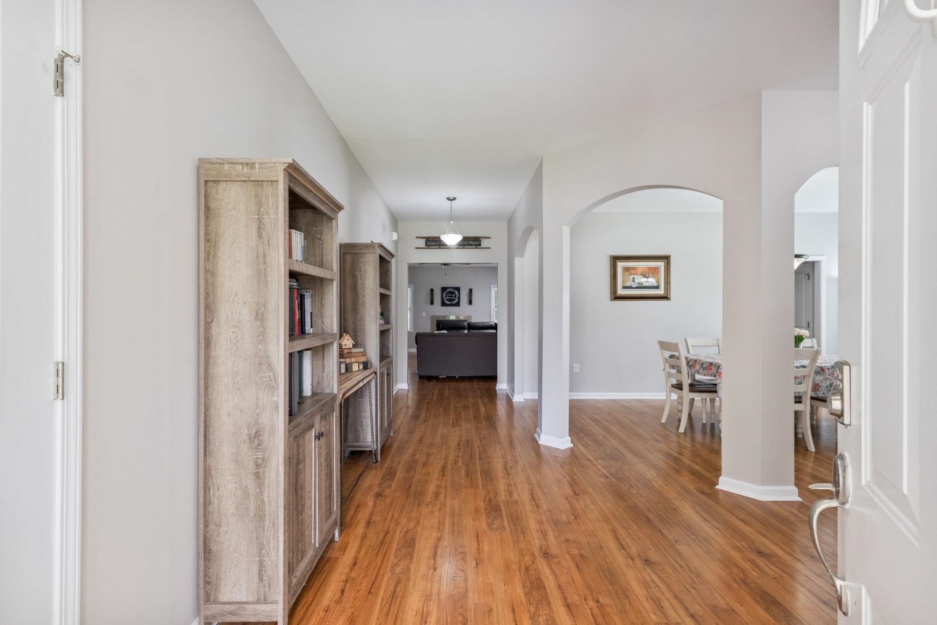112 Pottery Landing Dr. Photo 6