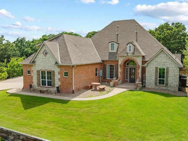 6405 Valley Ridge Drive, Edmond, OK 73034