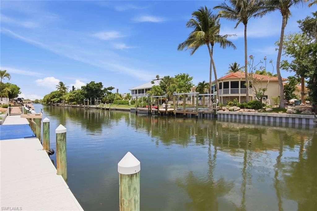 805 E Gulf Dr , Unit 8A, Sanibel, FL 33957 Photo
