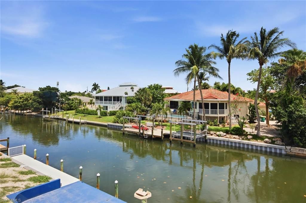 805 E Gulf Dr , Unit 8A, Sanibel, FL 33957 Photo