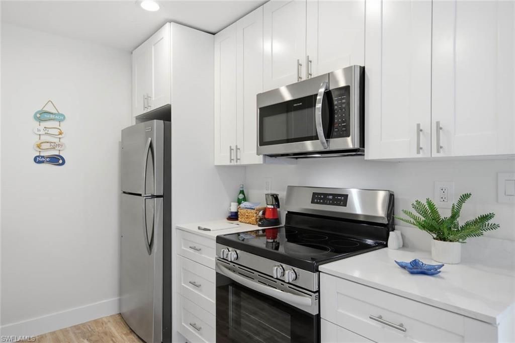 805 E Gulf Dr , Unit 8A, Sanibel, FL 33957 Photo
