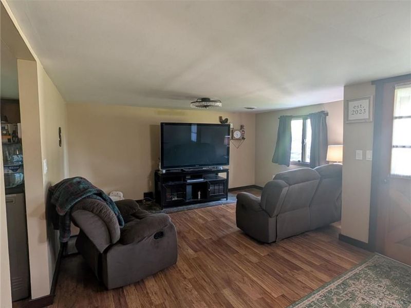 213 Alvey Street, Quincy, OH 43343 Photo 2