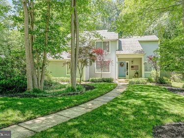 8 COVENGER DRIVE, MEDFORD, NJ 08055