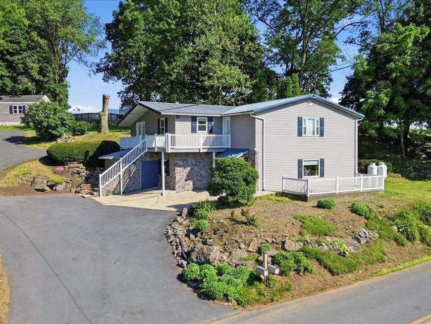 1756 Newcomer Road, Chambersburg, PA 17202 Main Photo