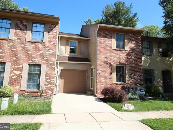 8 NORWOOD COURT , MEDFORD, NJ 08055
