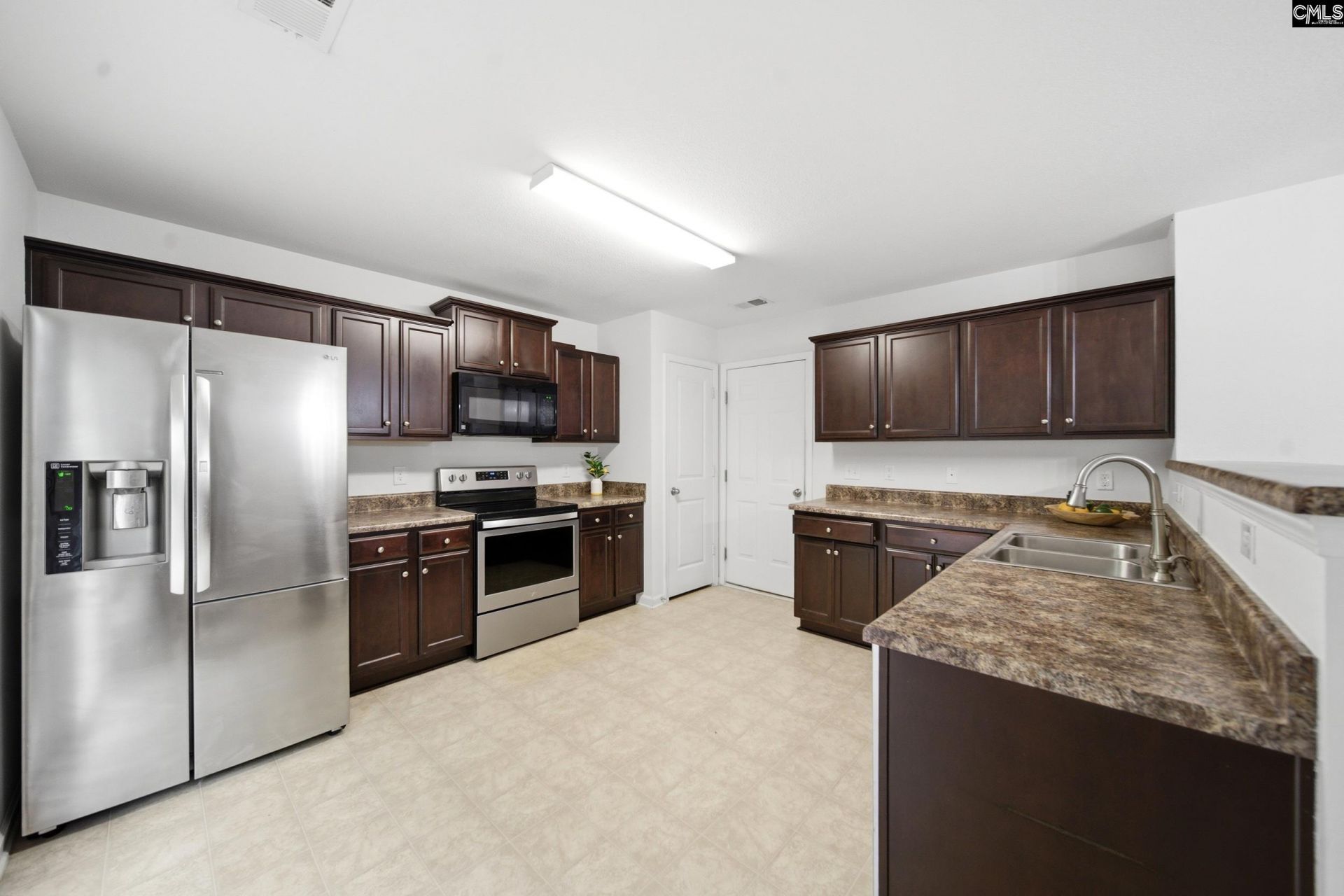 196 Phoenix Lane  Photo 6