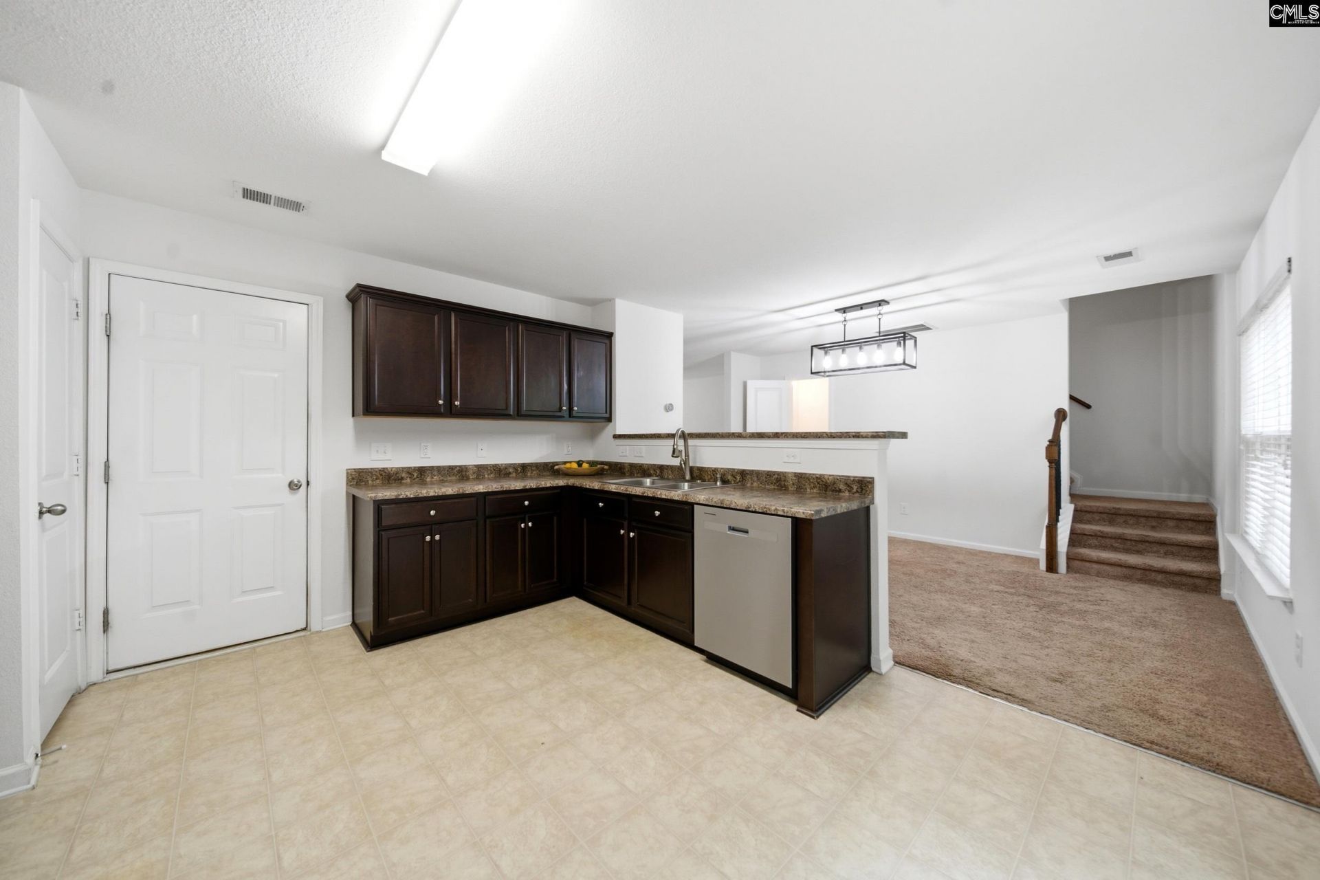 196 Phoenix Lane  Photo 7