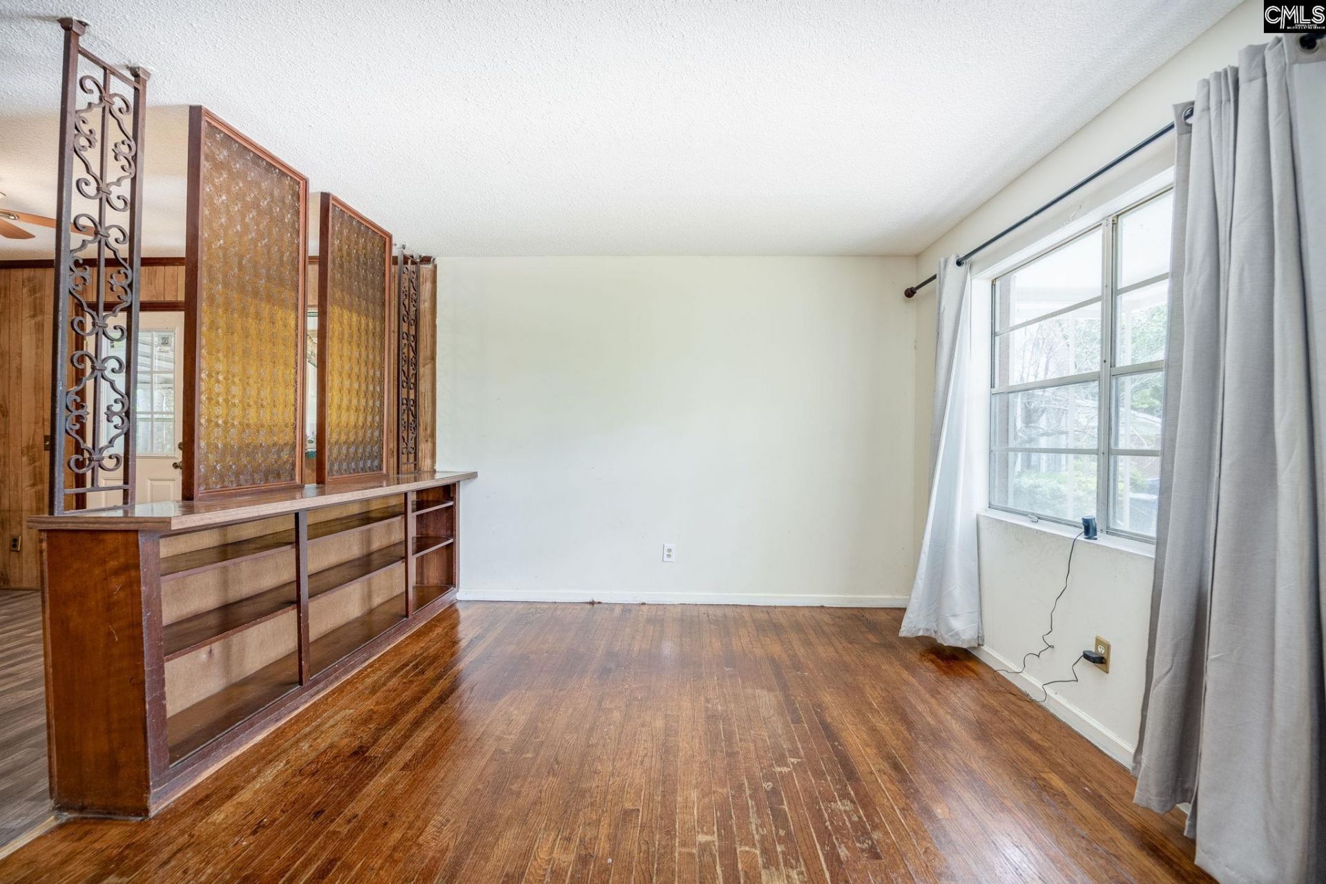 5666 Middleton Court  Photo 11