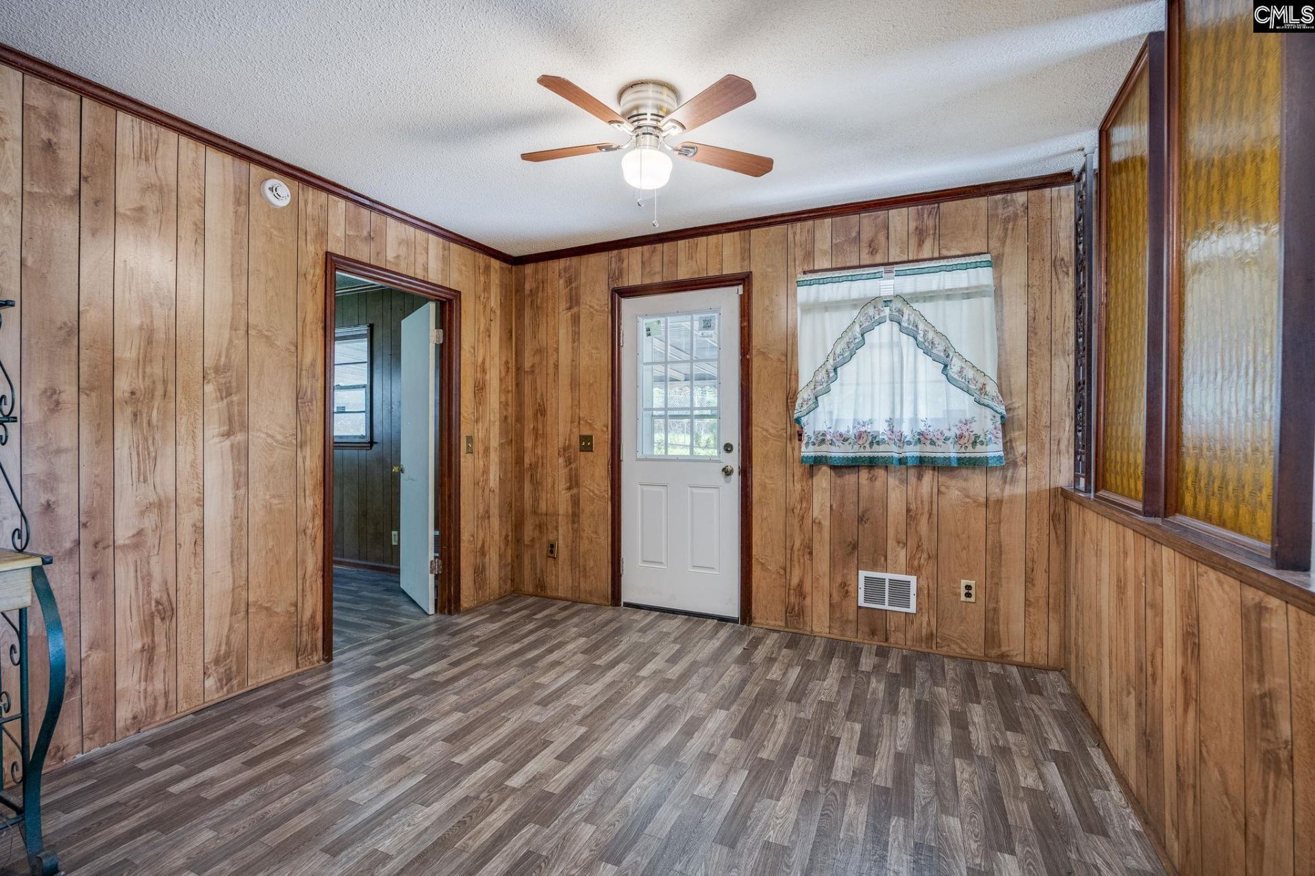5666 Middleton Court  Photo 15