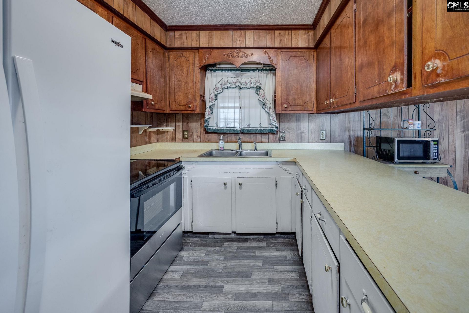 5666 Middleton Court  Photo 19