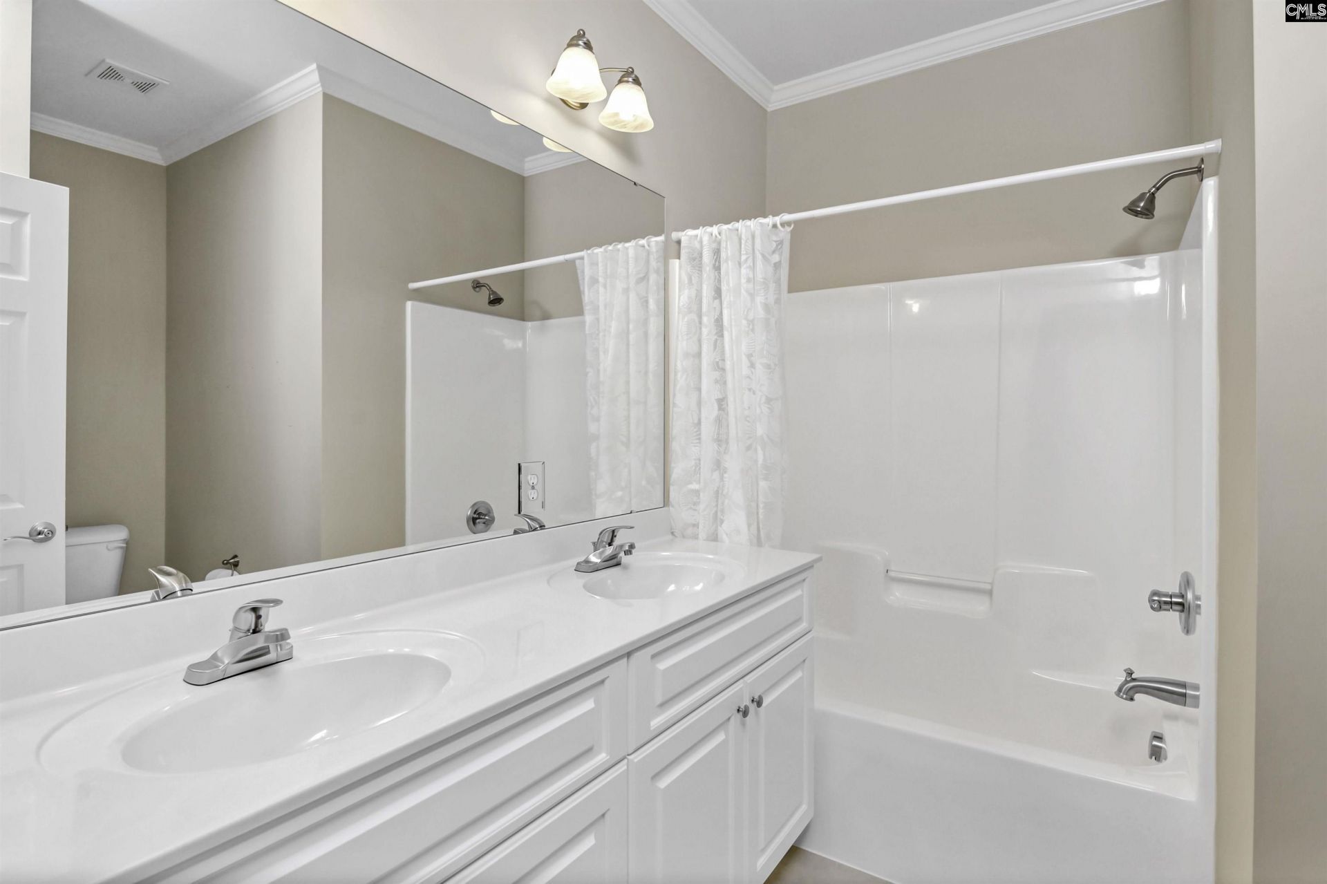 103 Lake Hilton Drive  Photo 19