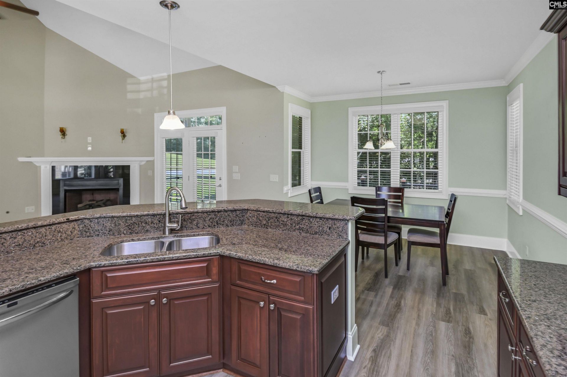 103 Lake Hilton Drive  Photo 8